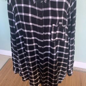 Black and White Plaid Button-Up Shirt size 3x flannel style snap closure